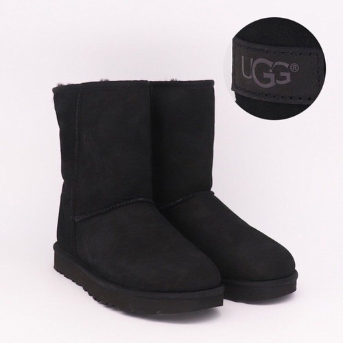Nwt ugg classic - -, short